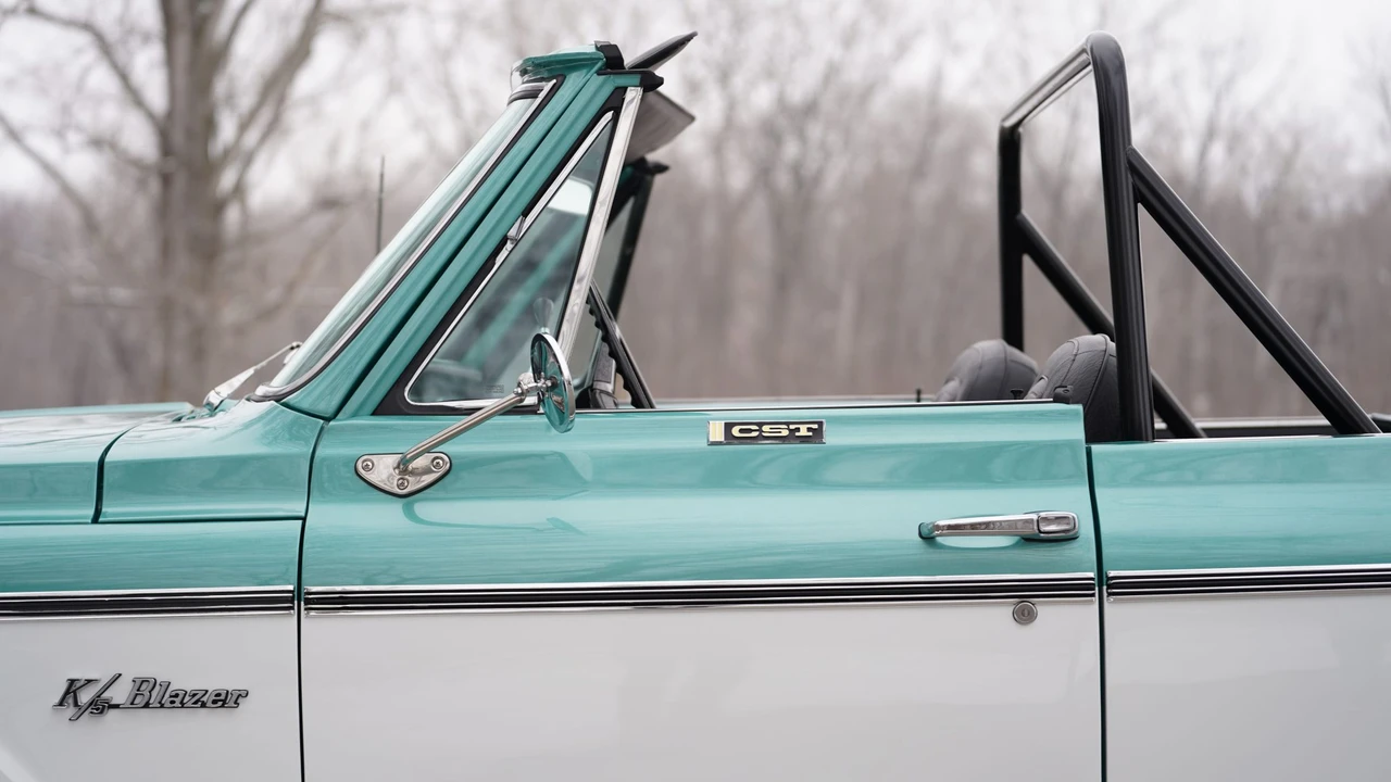 1969 Chevrolet K5 Blazer 1st Gen - Image 29 of 31