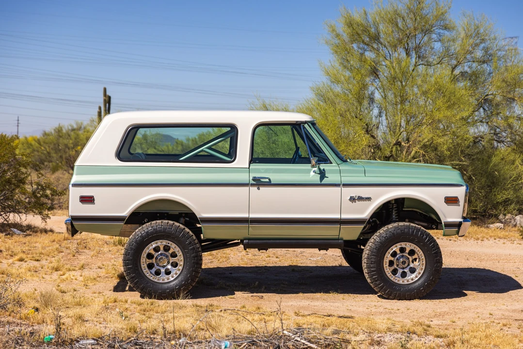 1970 Chevrolet K5 Blazer 1st Gen - Image 9 of 31