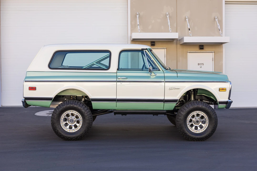 1970 Chevrolet K5 Blazer 1st Gen - Image 17 of 31