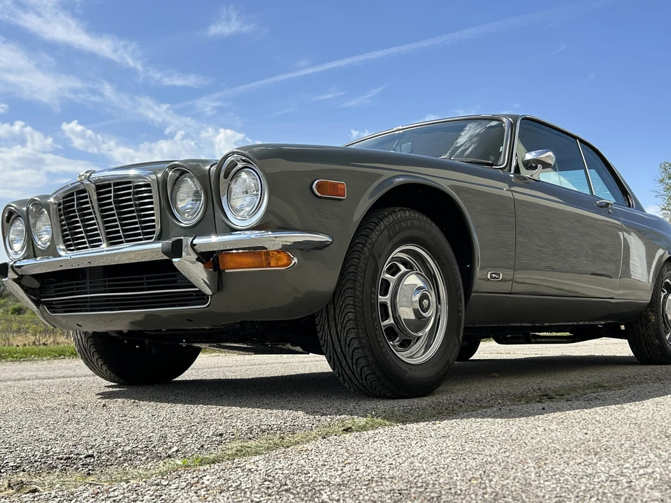 1976 Jaguar XJ Coupe - Image 6 of 31