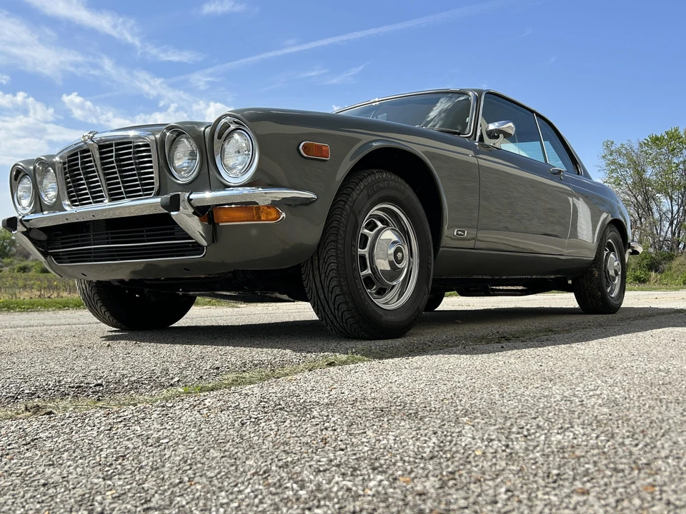 1976 Jaguar XJ Coupe - Image 12 of 31
