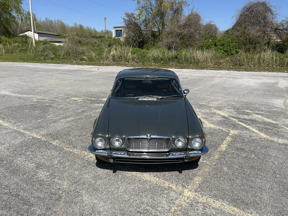 1976 Jaguar XJ Coupe - Image 17 of 31