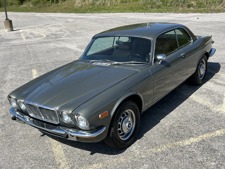 1976 Jaguar XJ Coupe - Image 13 of 31