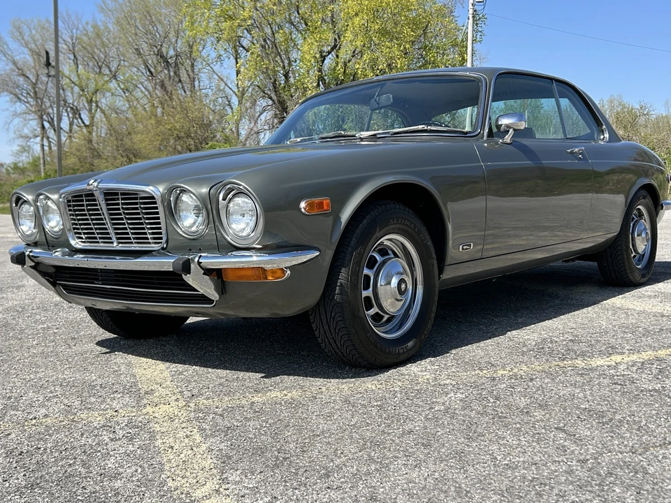 1976 Jaguar XJ Coupe - Image 15 of 31