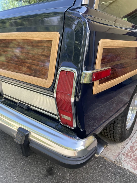 1984 Jeep SJ Grand Wagoneer - Image 12 of 31