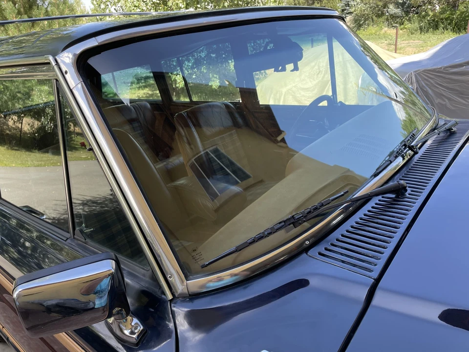 1984 Jeep SJ Grand Wagoneer - Image 25 of 31