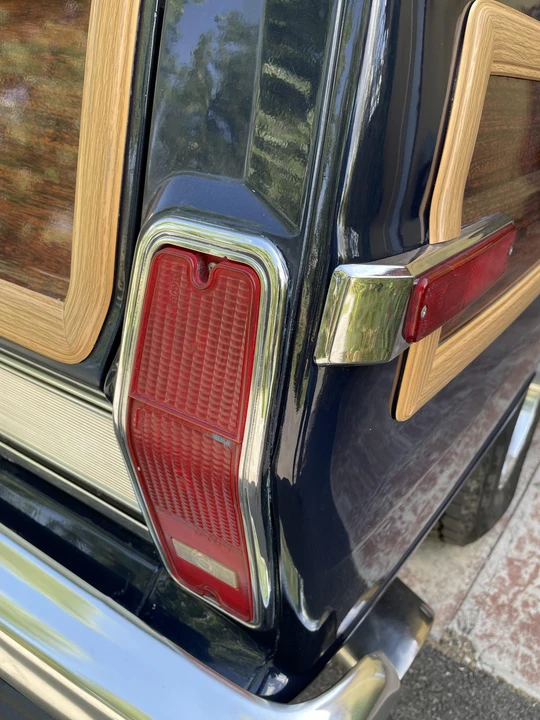 1984 Jeep SJ Grand Wagoneer - Image 13 of 31