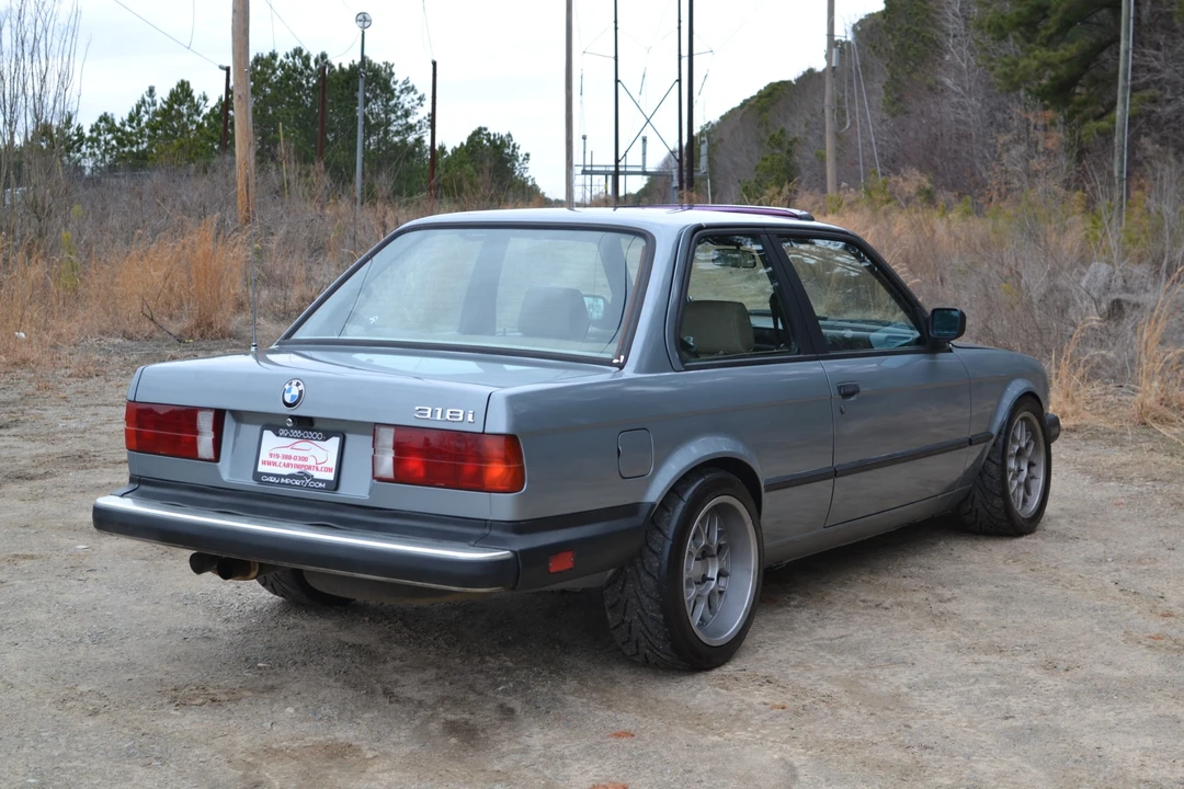 1985 BMW E30 3 Series - Image 7 of 31