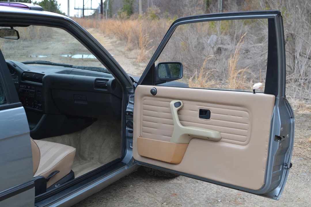 1985 BMW E30 3 Series - Image 26 of 31