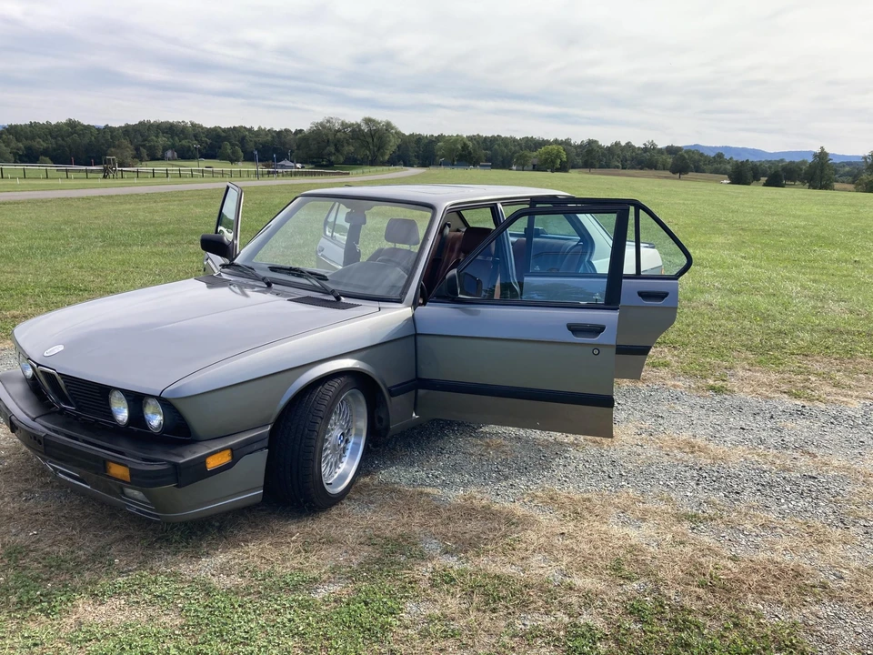 1987 BMW E28 5 Series - Image 13 of 31