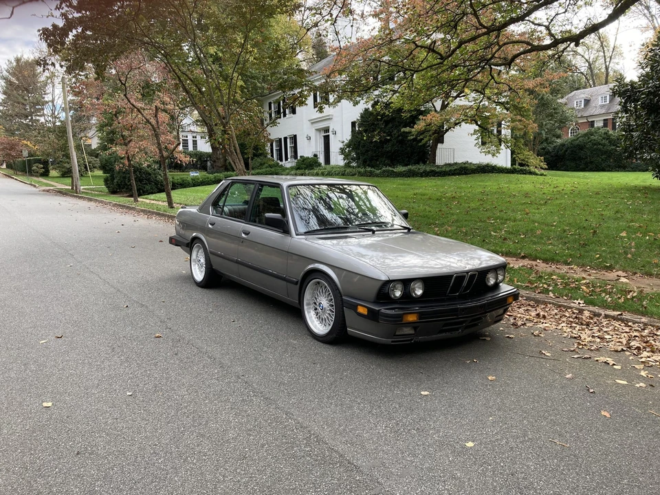 1987 BMW E28 5 Series - Image 30 of 31
