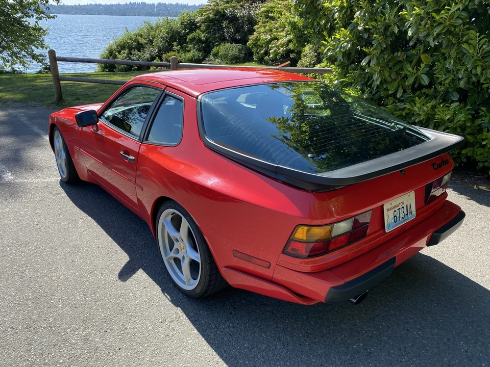 1987 Porsche 944 Turbo - Image 17 of 31