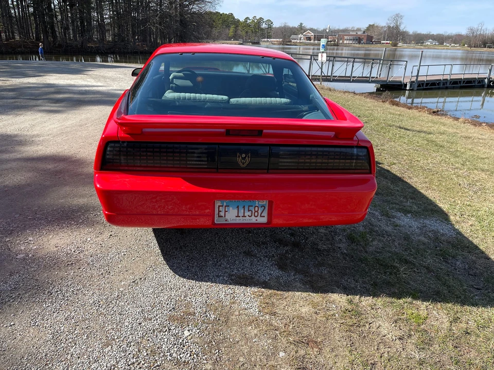 1988 Pontiac Firebird Trans Am 3rd Gen - Image 17 of 31