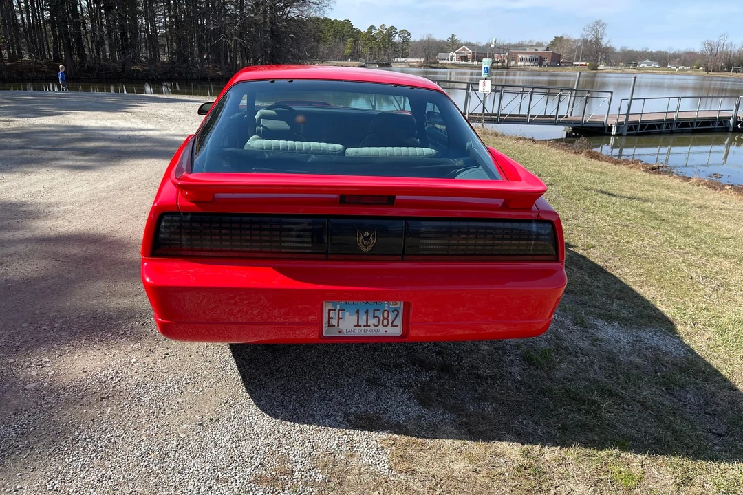 1988 Pontiac Firebird Trans Am 3rd Gen - Image 18 of 31