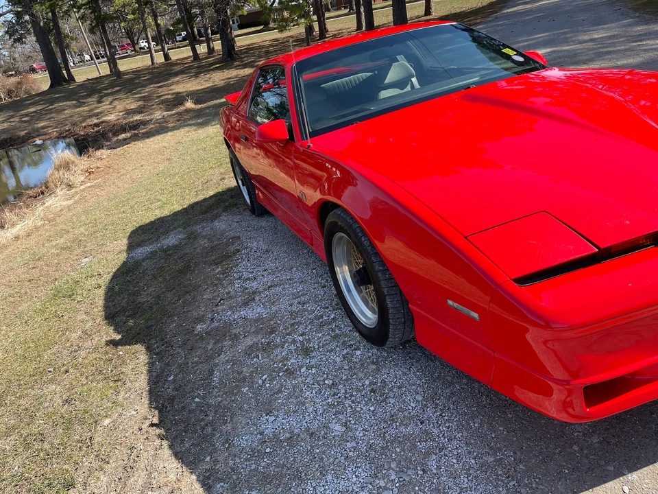 1988 Pontiac Firebird Trans Am 3rd Gen - Image 9 of 31