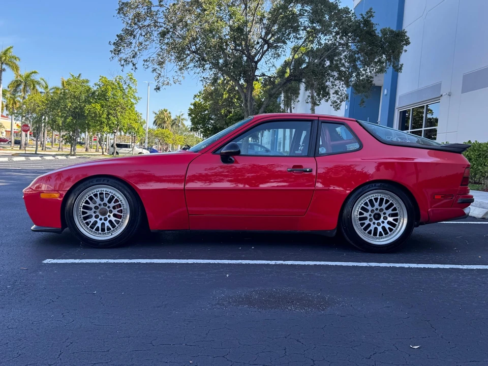 1988 Porsche 944 Turbo - Image 5 of 31