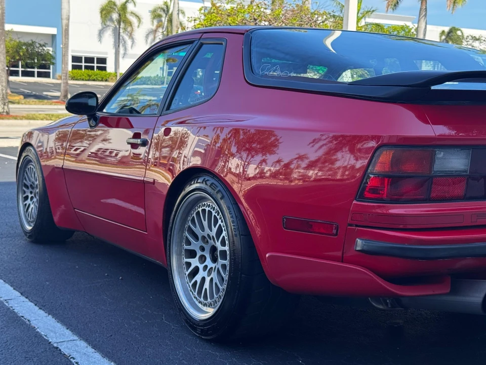 1988 Porsche 944 Turbo - Image 28 of 31
