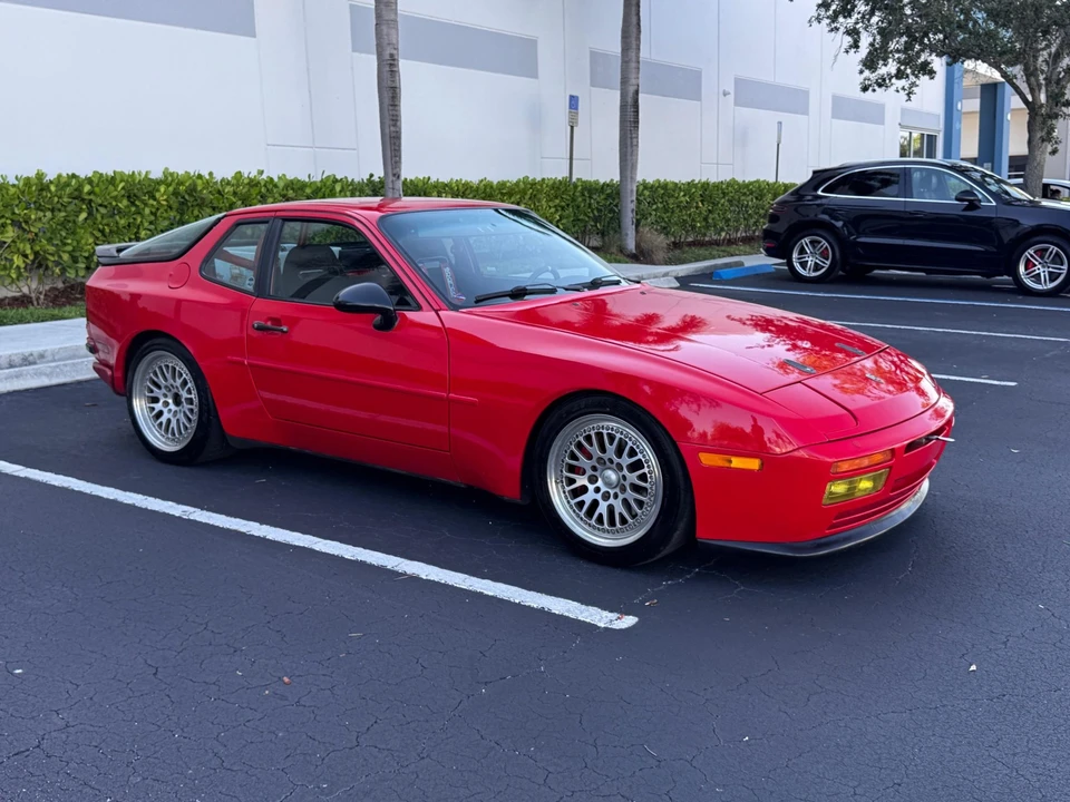 1988 Porsche 944 Turbo - Image 18 of 31