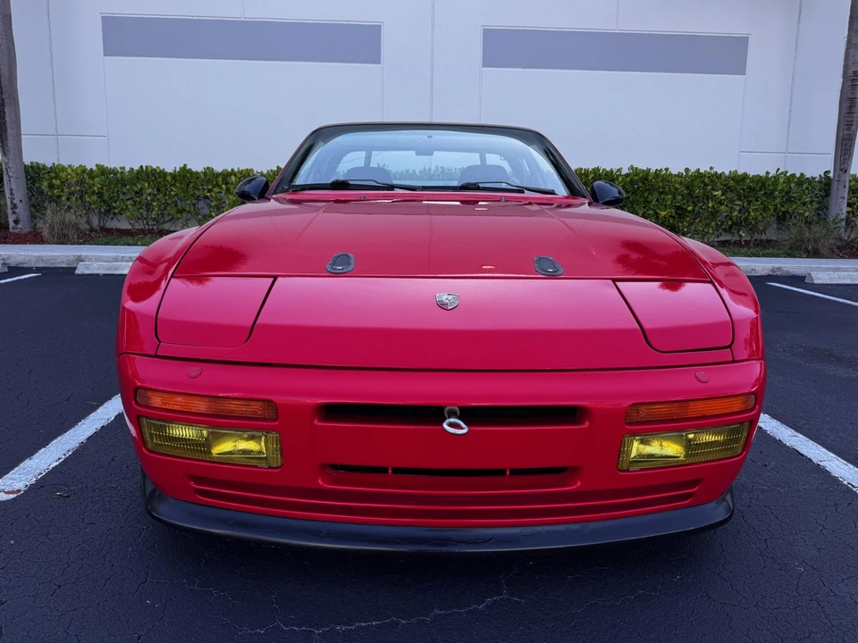 1988 Porsche 944 Turbo - Image 3 of 31