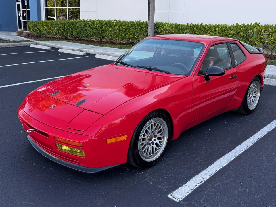 1988 Porsche 944 Turbo - Image 24 of 31