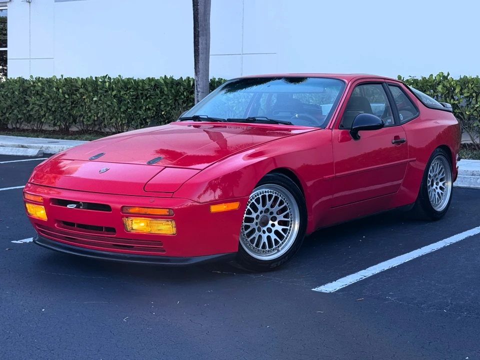 1988 Porsche 944 Turbo - Image 4 of 31