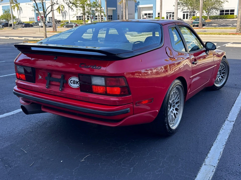 1988 Porsche 944 Turbo - Image 14 of 31
