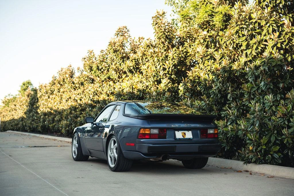 1989 Porsche 944 Turbo - Image 11 of 31