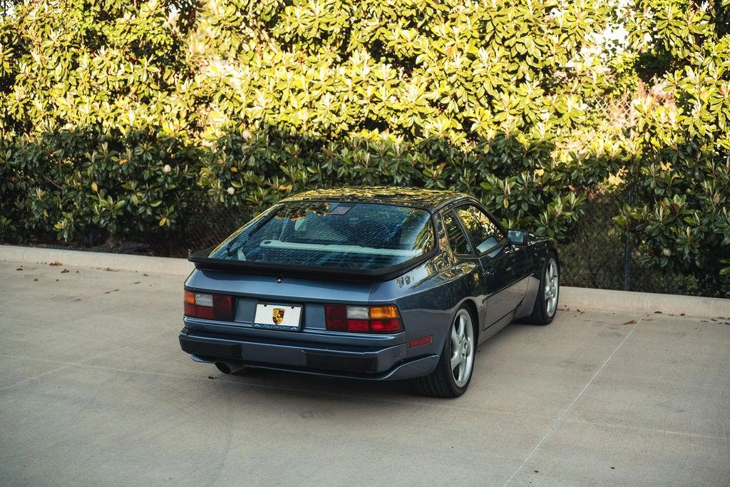 1989 Porsche 944 Turbo - Image 16 of 31