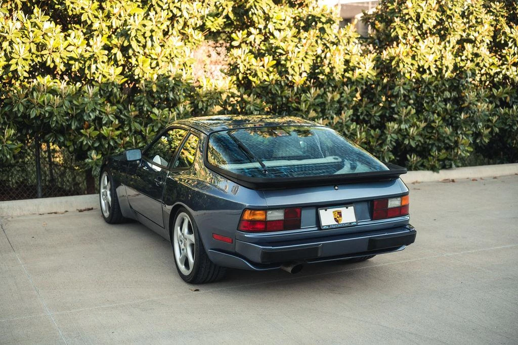 1989 Porsche 944 Turbo - Image 10 of 31