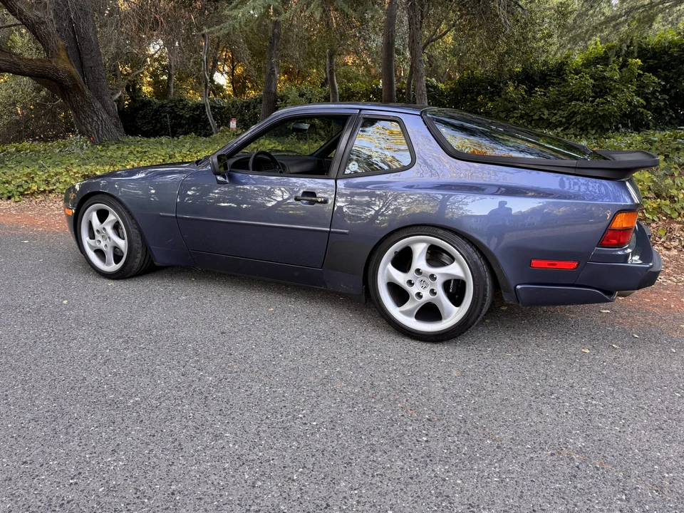 1989 Porsche 944 Turbo - Image 23 of 31
