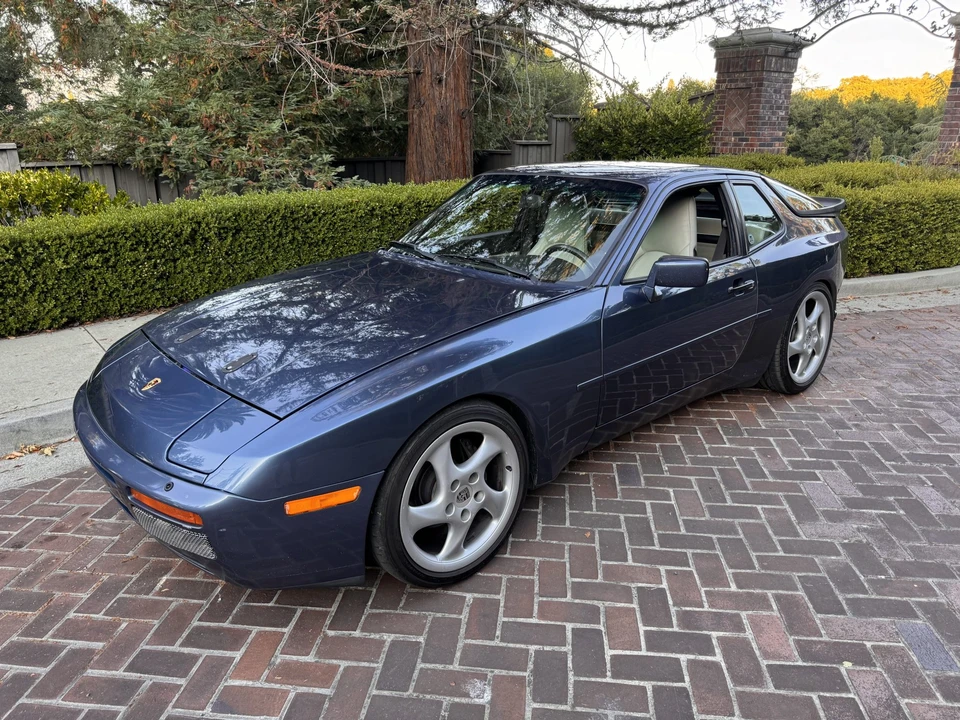 1989 Porsche 944 Turbo - Image 4 of 31