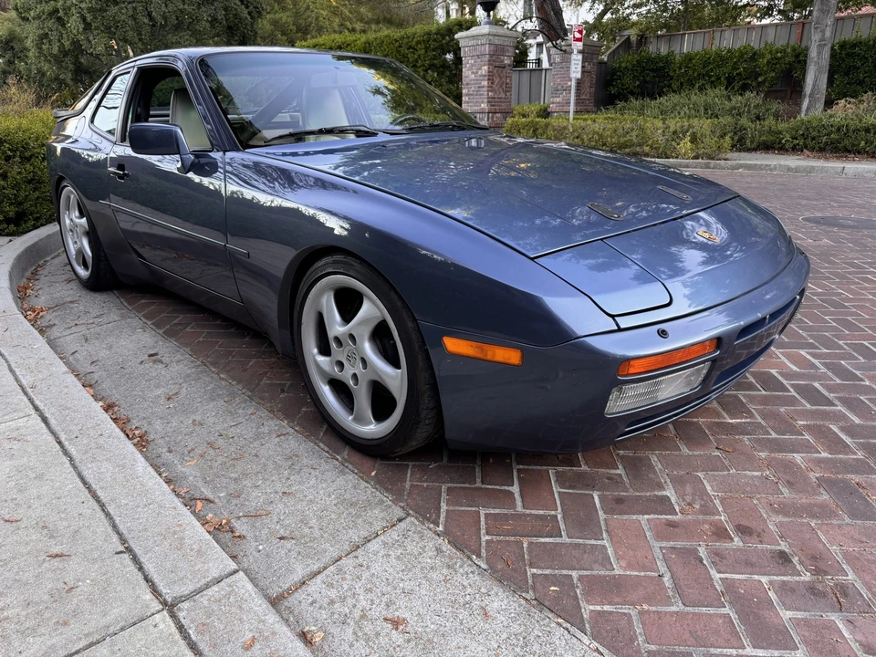 1989 Porsche 944 Turbo - Image 12 of 31