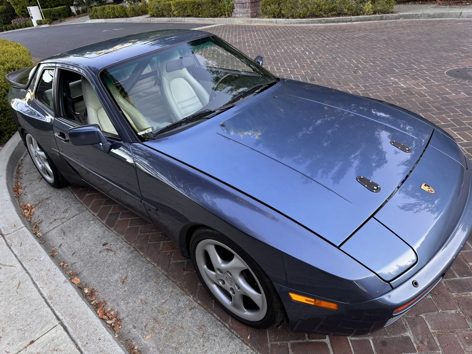 1989 Porsche 944 Turbo - Image 11 of 31