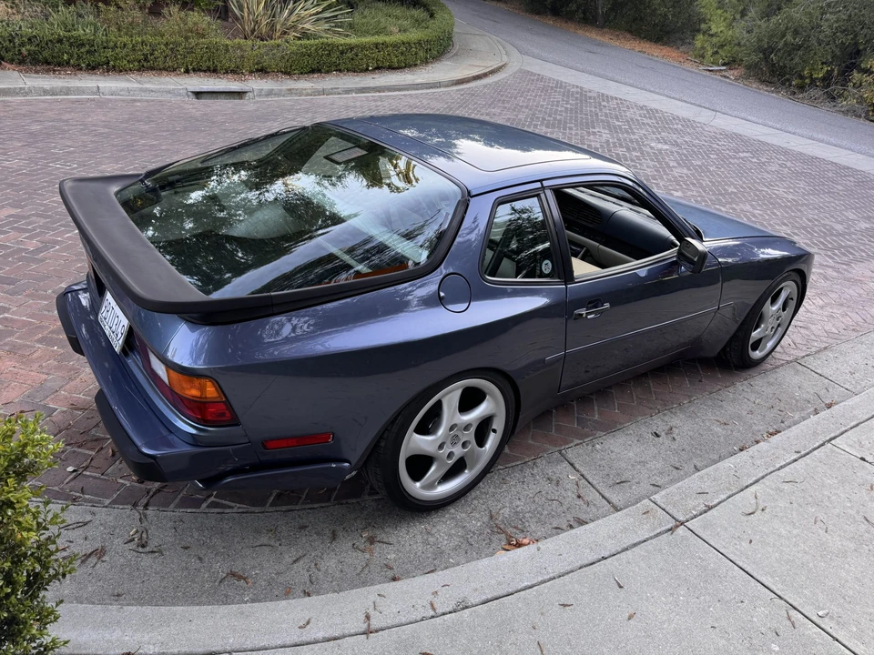 1989 Porsche 944 Turbo - Image 8 of 31
