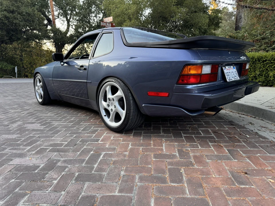 1989 Porsche 944 Turbo - Image 6 of 31