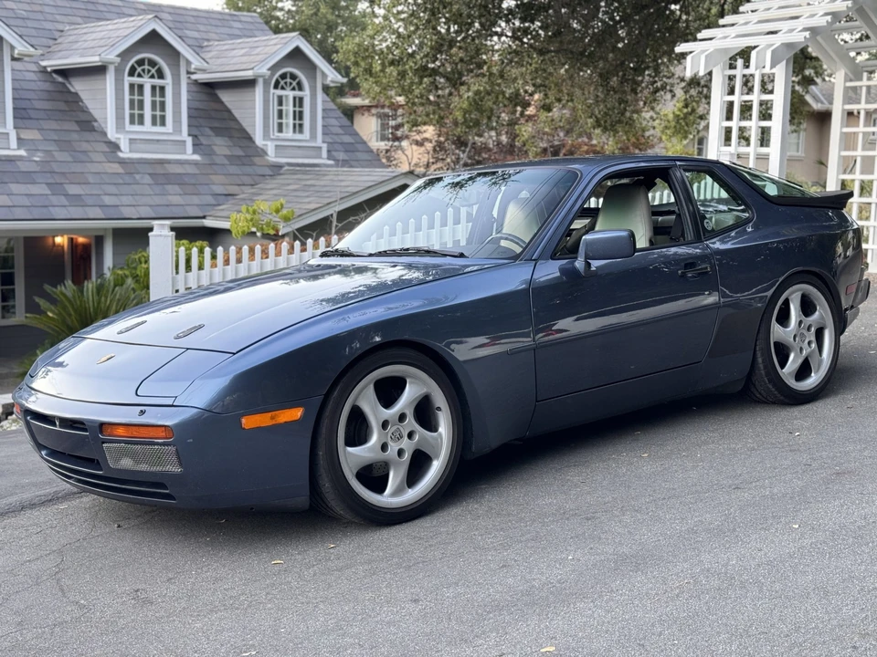 1989 Porsche 944 Turbo - Image 17 of 31