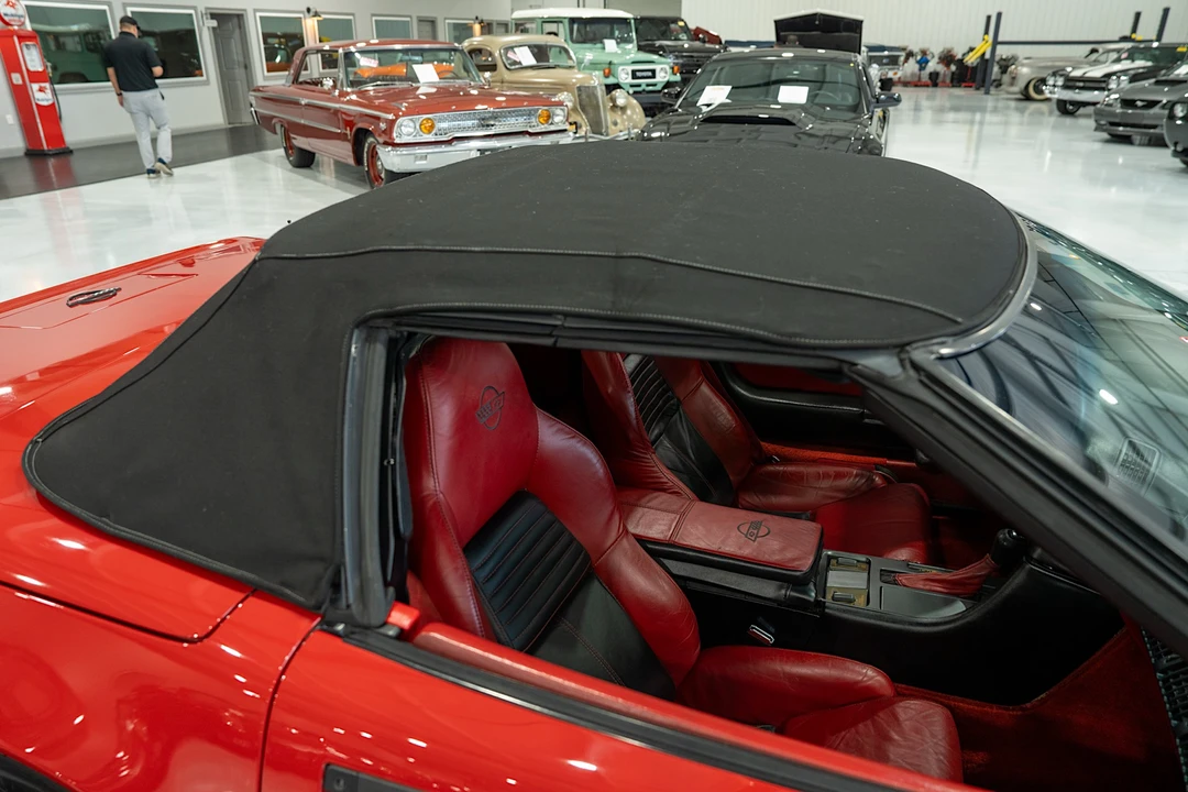 1990 Chevrolet Corvette C4 - Image 17 of 31