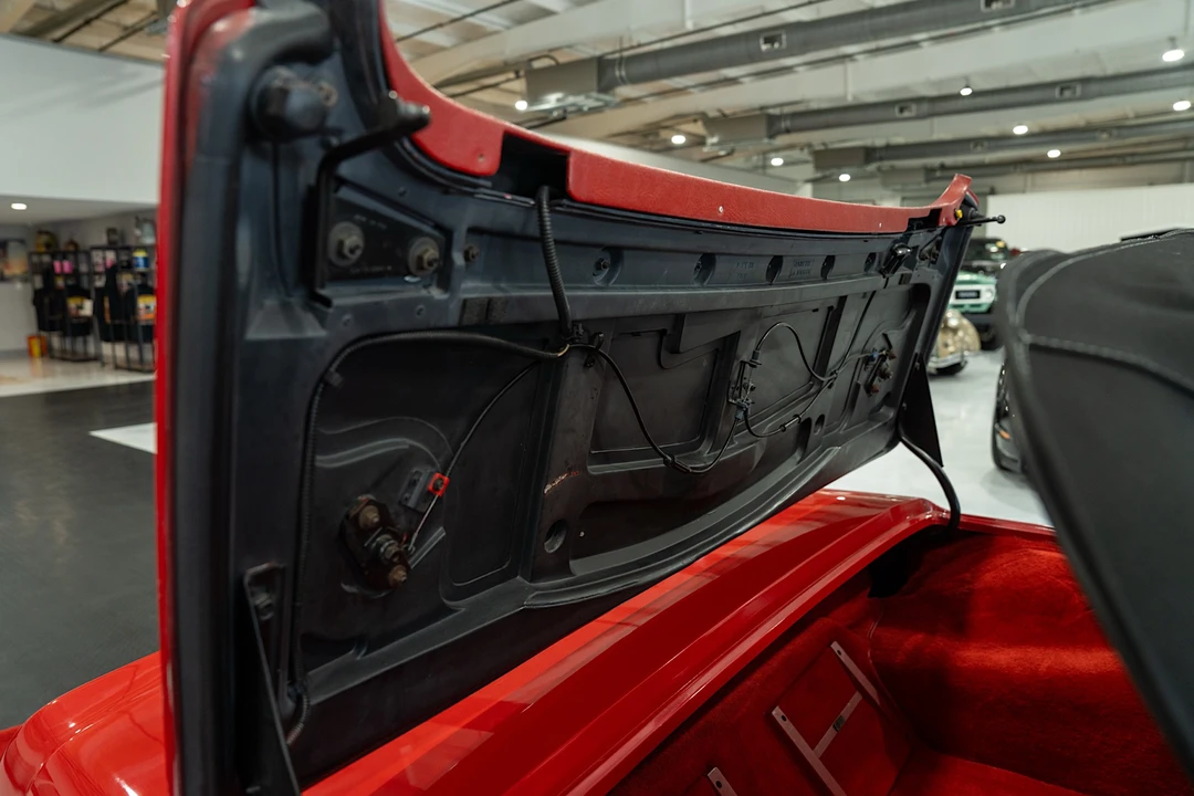 1990 Chevrolet Corvette C4 - Image 16 of 31