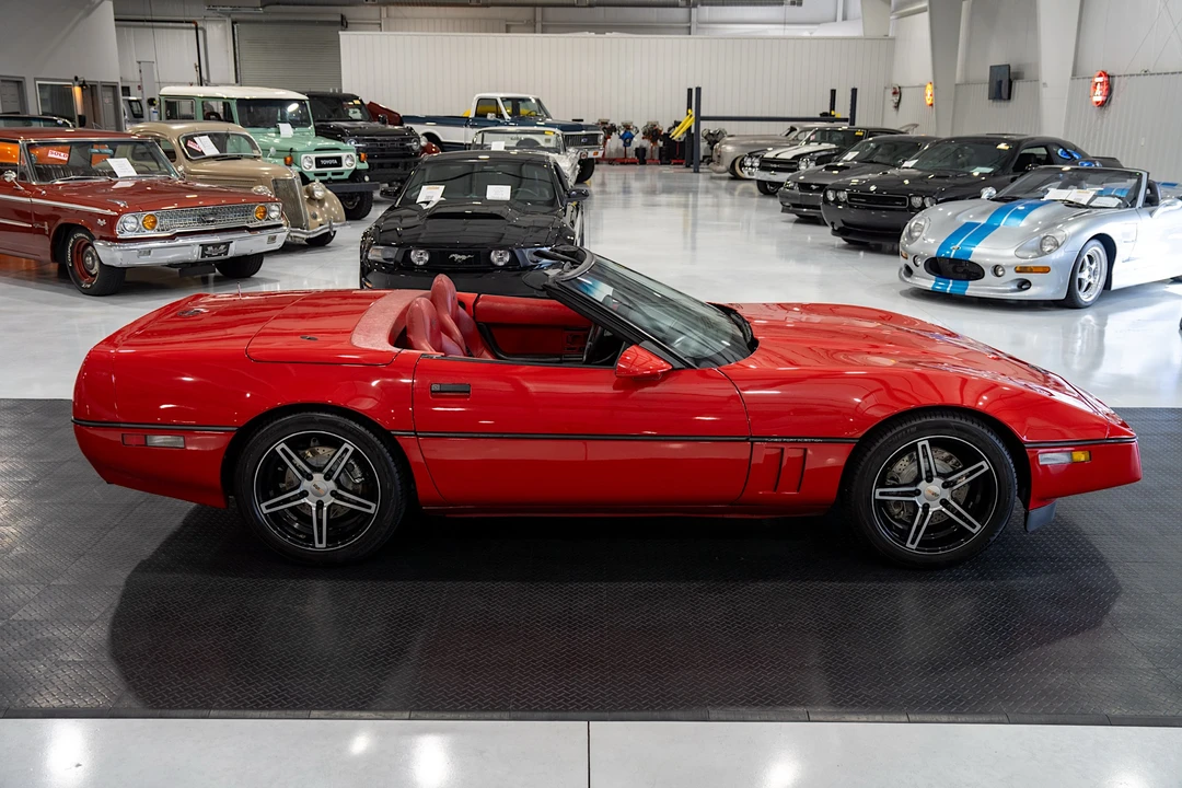 1990 Chevrolet Corvette C4 - Image 14 of 31