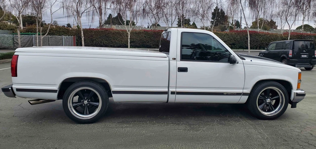 1998 Chevrolet C/K 4th Gen - Image 8 of 31