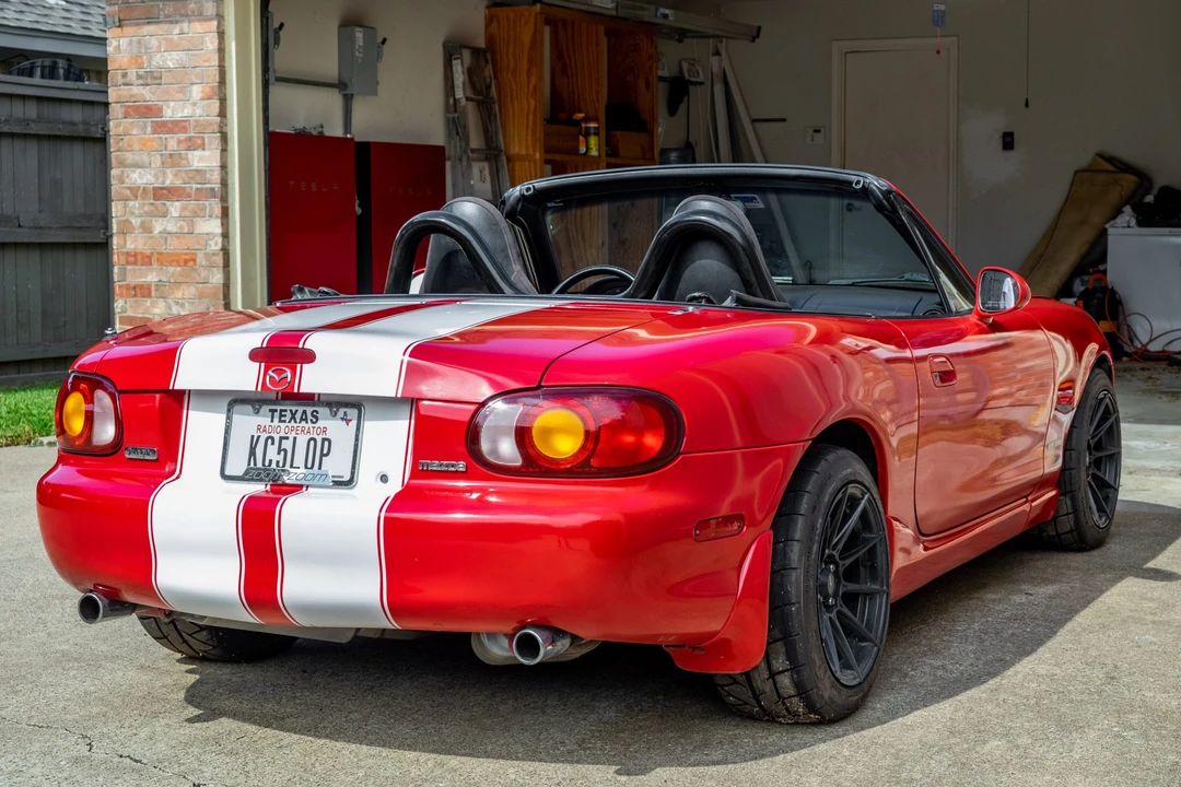 1999 Mazda NB MX-5 Miata - Image 6 of 31