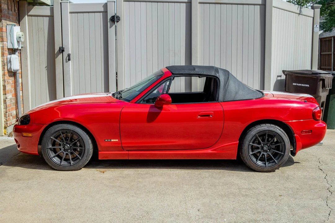1999 Mazda NB MX-5 Miata - Image 17 of 31