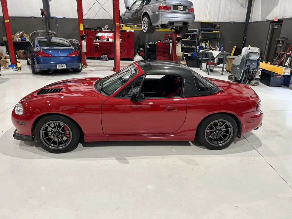1999 Mazda NB MX-5 Miata - Image 19 of 31