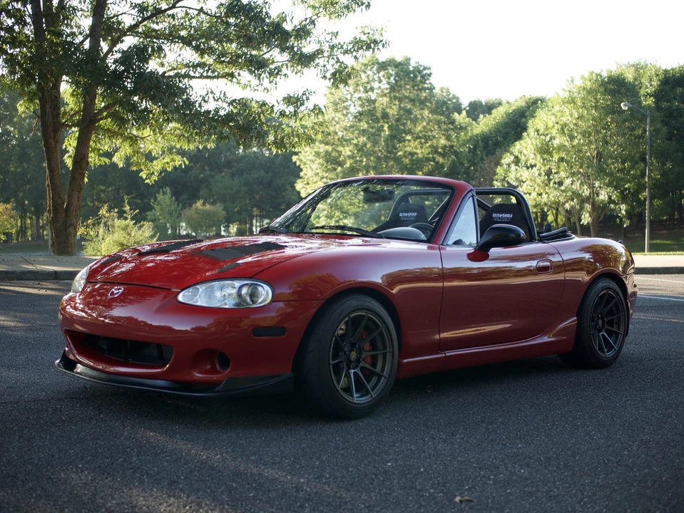 1999 Mazda NB MX-5 Miata - Image 2 of 31