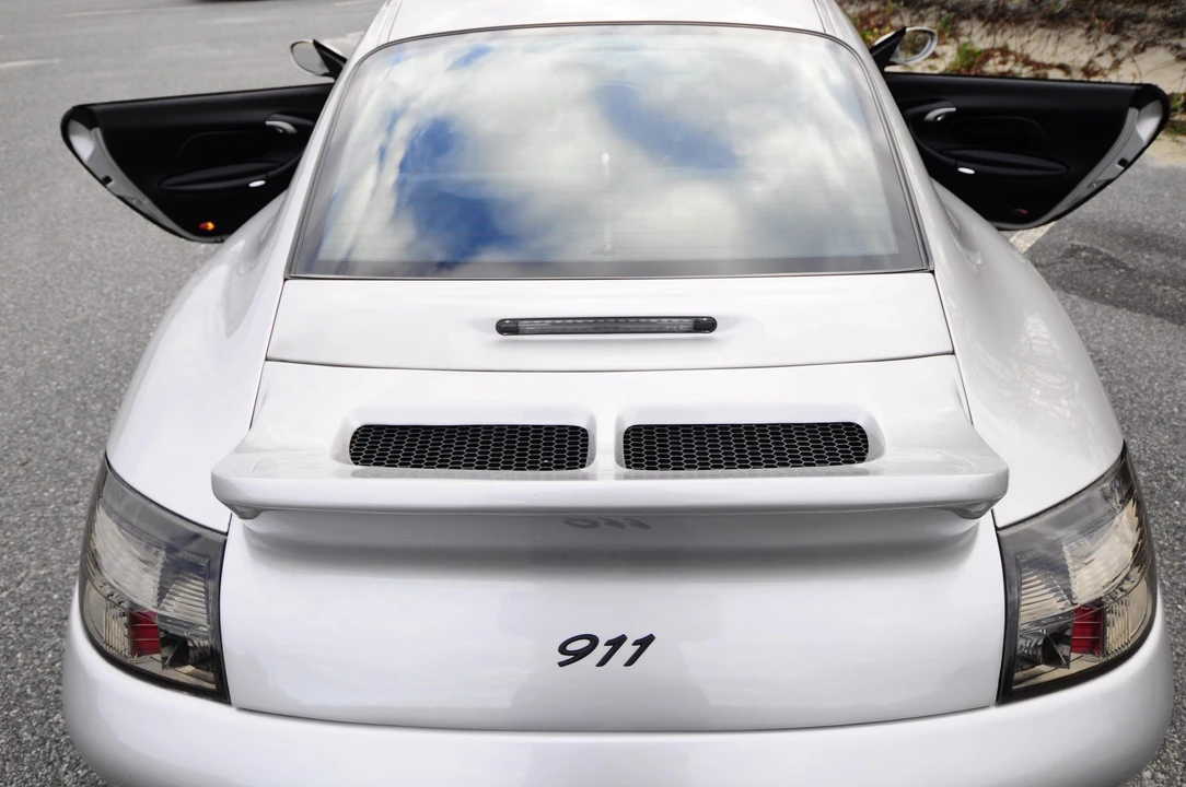 1999 Porsche 996 Carrera - Image 21 of 31