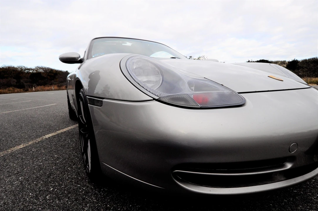 1999 Porsche 996 Carrera - Image 9 of 31