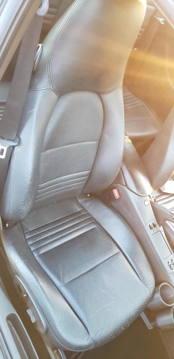 1999 Porsche 996 Carrera - Image 30 of 31