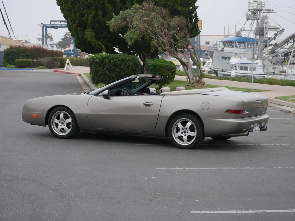 2002 Studebaker Avanti - Image 16 of 31
