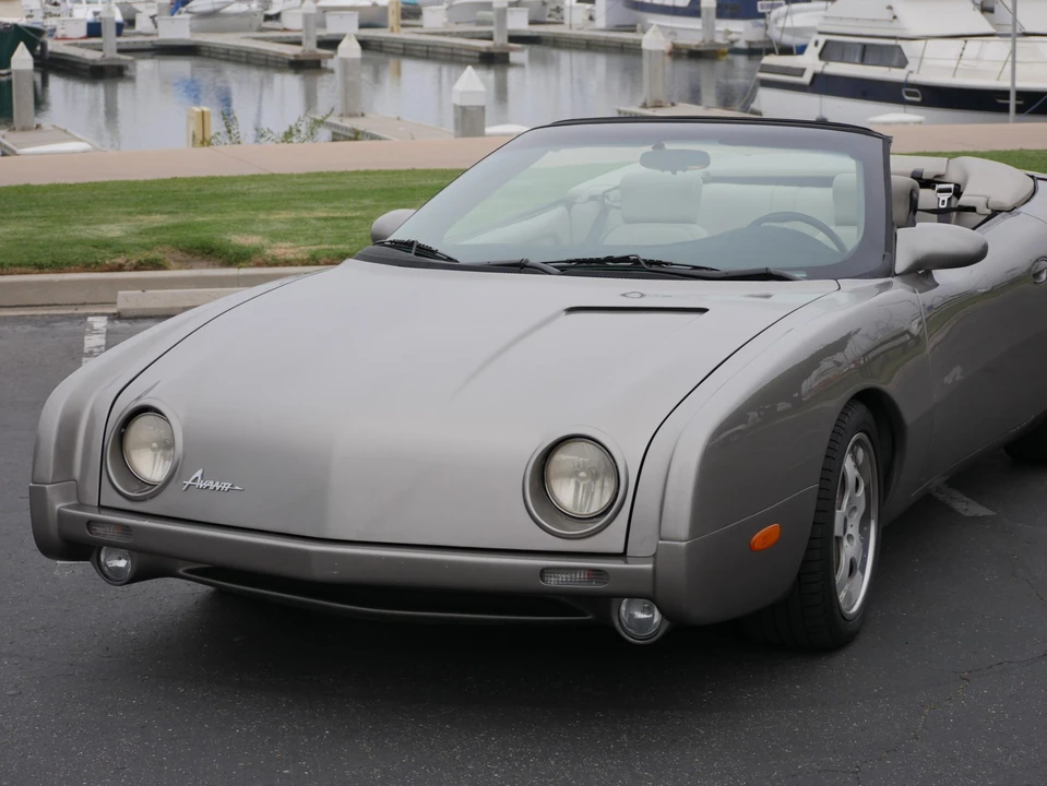 2002 Studebaker Avanti - Image 28 of 31