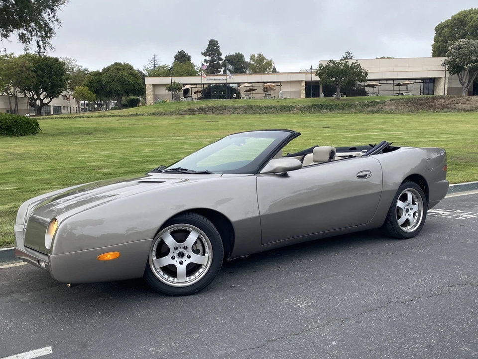 2002 Studebaker Avanti - Image 21 of 31